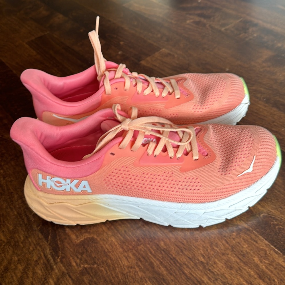 Hoka Arahi 7 size 9